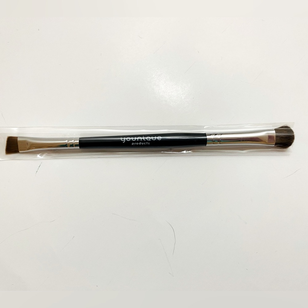 Younique dual end eye makeup brush